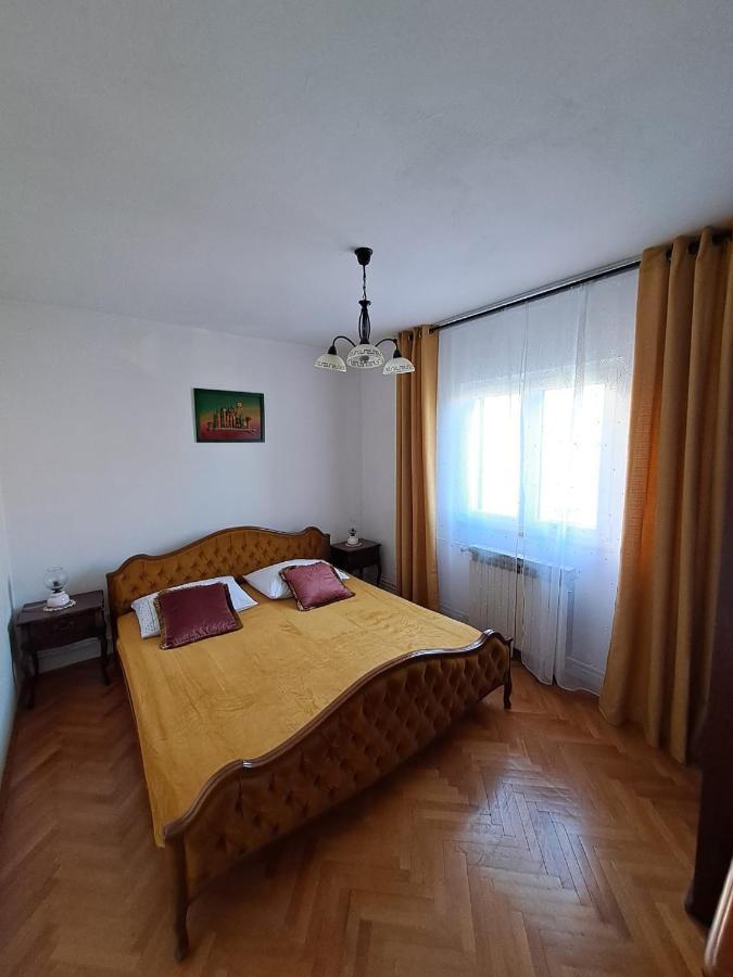 Apartment Artemisia 1 Trogir Exterior foto